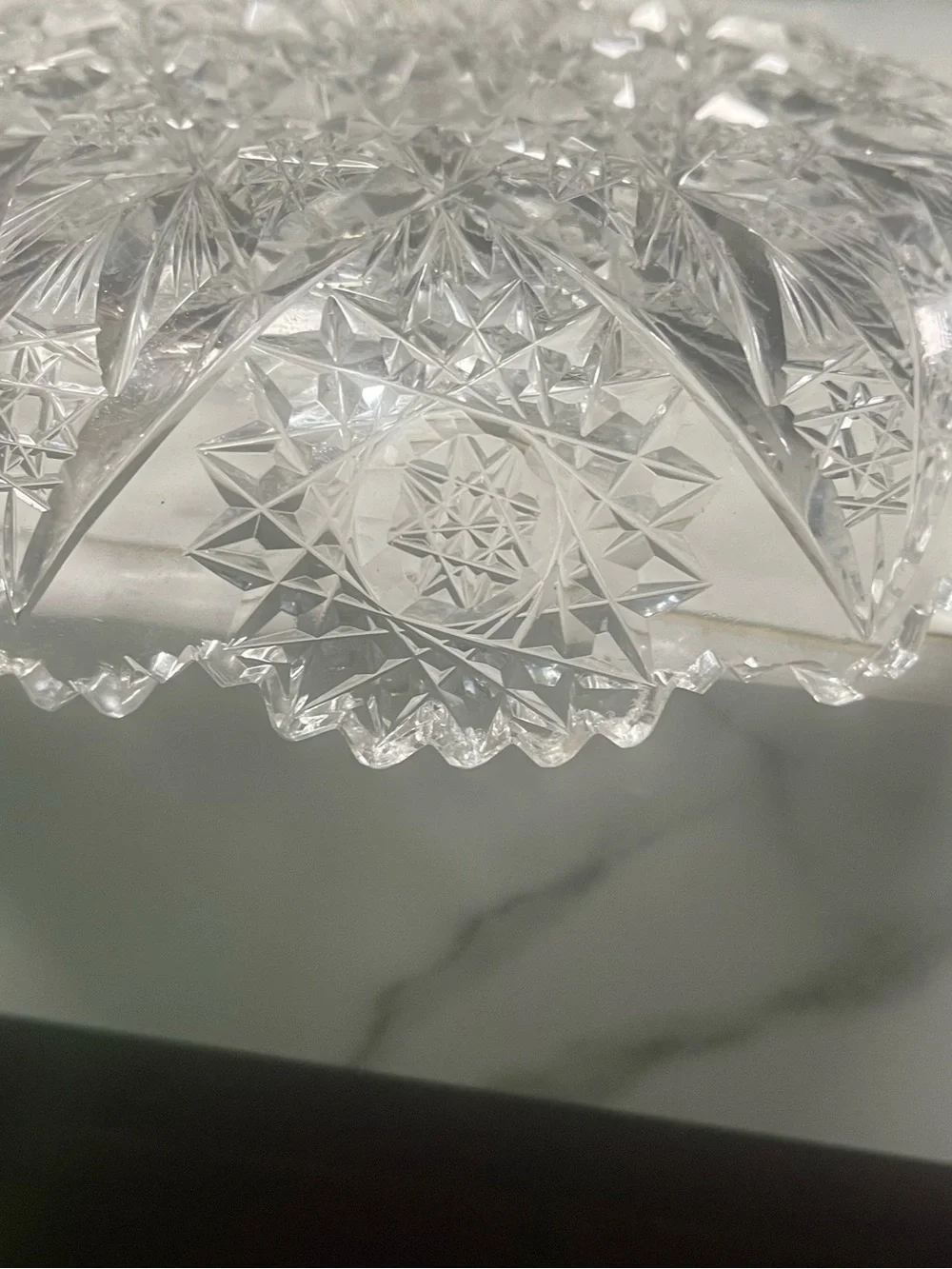 Crystal Cut Glass Decorative Serving Bowl - Clear
